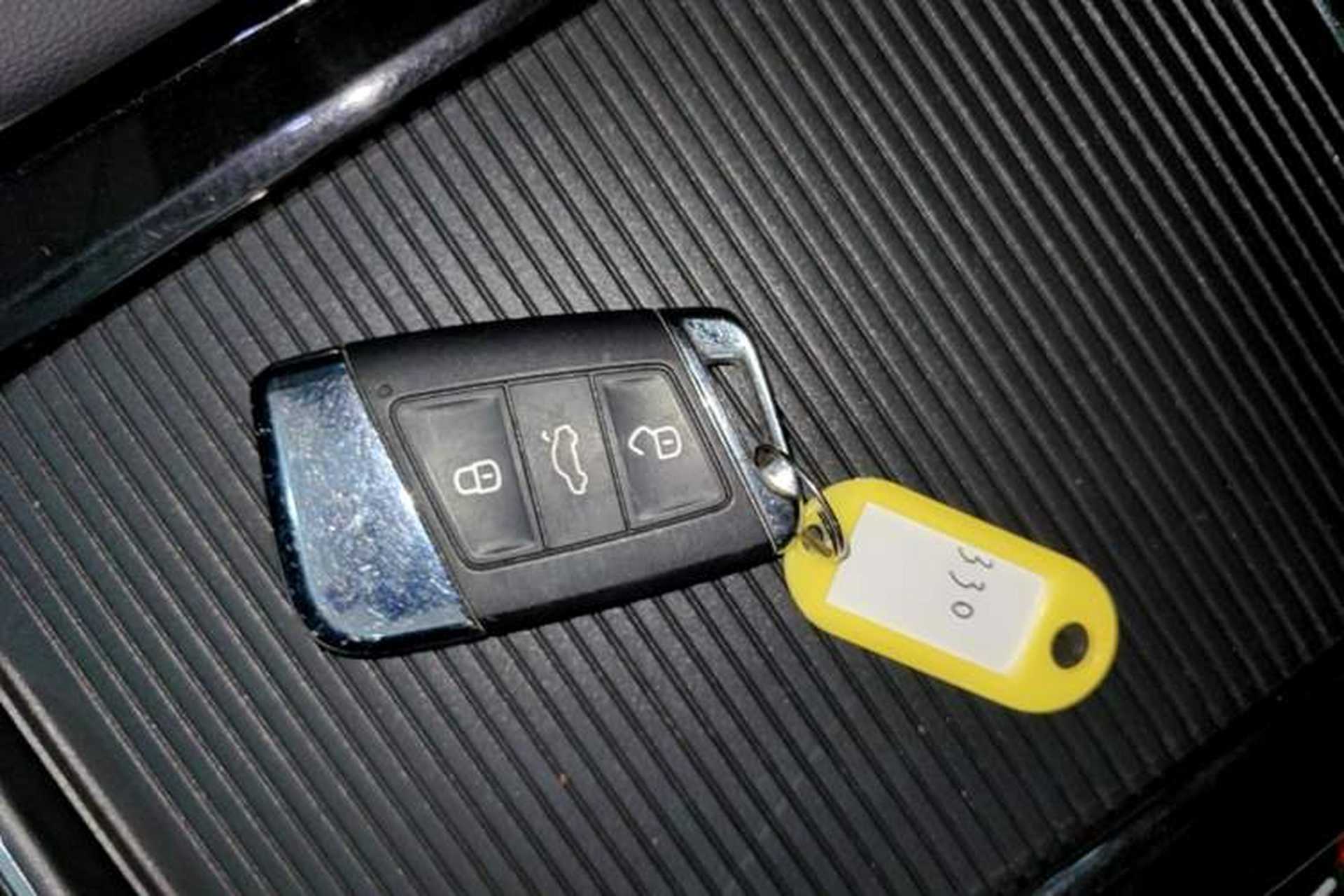 Used Volkswagen Passat 2022 330TSI Starry Elite Edition Vehicle Key