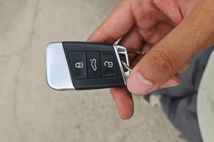 Used Volkswagen Passat 2022 330TSI Starry Luxury Edition Vehicle Key