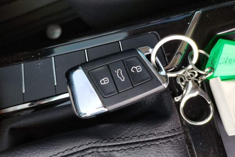 Used Volkswagen Passat 2022 330TSI Starry Elite Edition Vehicle Key