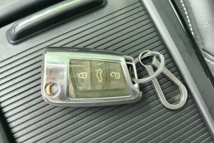 Used Volkswagen Passat 2022 280TSI Business Edition Vehicle Key