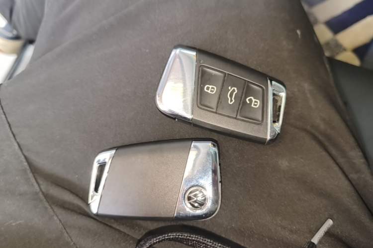 Used Volkswagen Passat 2022 330TSI Elite Edition Vehicle Key