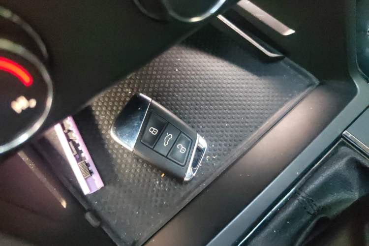 Used Volkswagen Passat 2022 280TSI Business Edition Vehicle Key