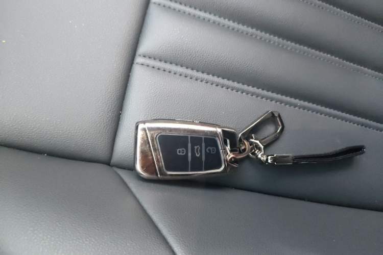 Used Volkswagen Passat 2022 280TSI Business Edition Vehicle Key