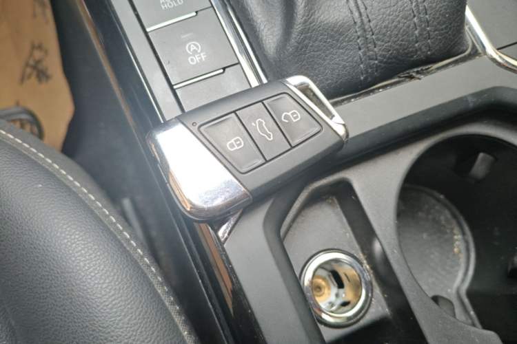 Used Volkswagen Passat 2022 280TSI Business Edition Vehicle Key