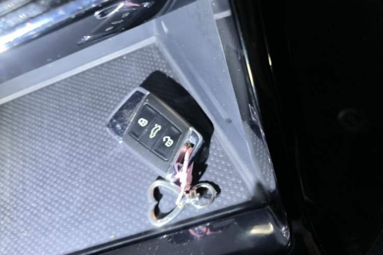 Used Volkswagen Passat 2022 330TSI Starry Elite Edition Vehicle Key