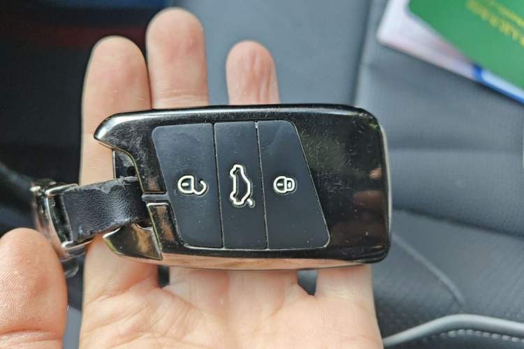 Used Volkswagen Passat 2022 330TSI Starry Luxury Edition Vehicle Key