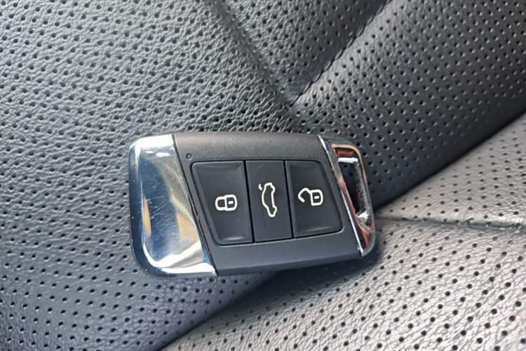 Used Volkswagen Passat 2022 330TSI Starry Luxury Edition Vehicle Key