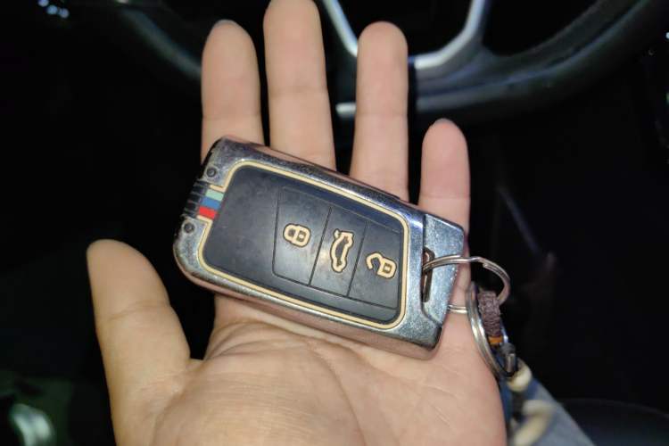 Used Volkswagen Passat 2022 330TSI Elite Edition Vehicle Key