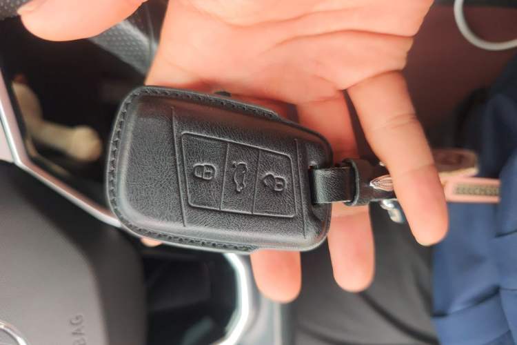 Used Volkswagen Passat 2022 330TSI Luxury Edition Vehicle Key