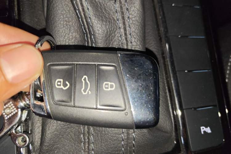 Used Volkswagen Passat 2022 330TSI Starry Elite Edition Vehicle Key