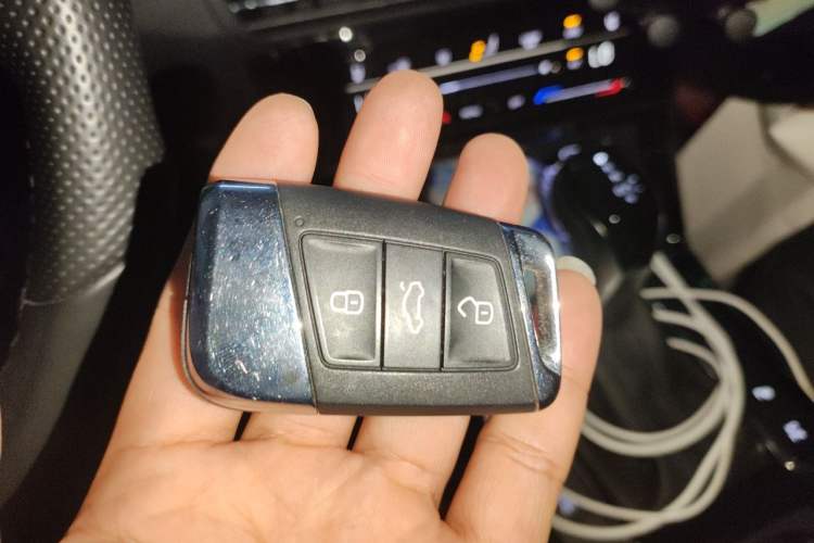 Used Volkswagen Passat 2022 330TSI Starry Luxury Edition Vehicle Key