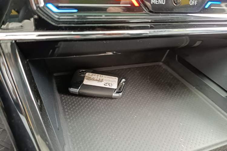 Used Volkswagen Passat 2022 330TSI Starry Elite Edition Vehicle Key