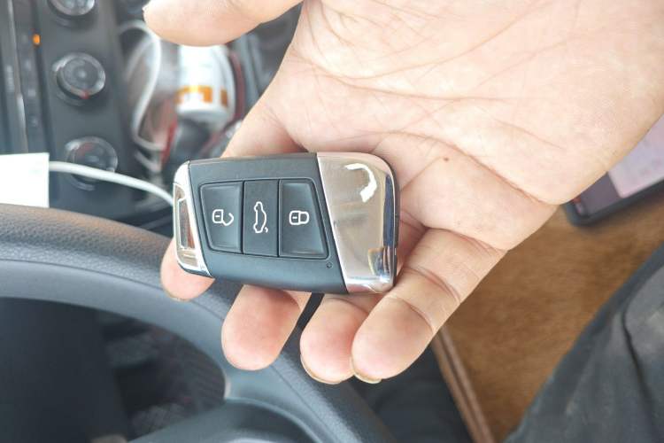 Used Volkswagen Passat 2022 280TSI Business Edition Vehicle Key