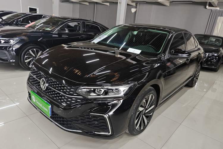 Used Volkswagen Passat 2022 330TSI Starry Luxury Edition Guazi used car, China used car export, Used car for sale, Used  cars, Cheapest cars for sale