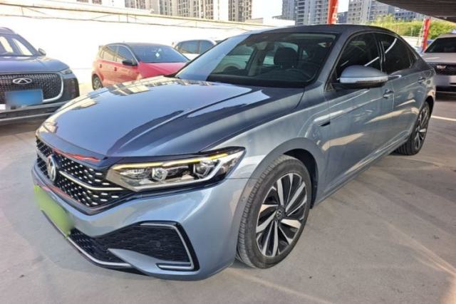 Used Volkswagen Passat 2022 330TSI Starry Luxury Edition