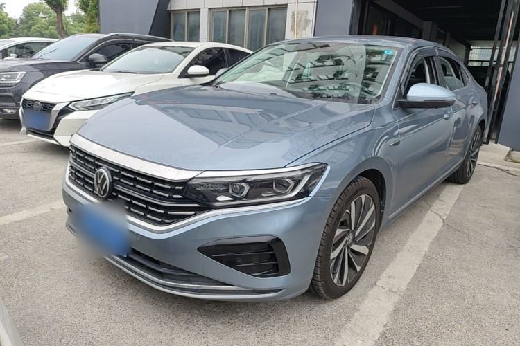Used Volkswagen Passat 2022 330TSI Luxury Edition Guazi used car, China used car export, Used car for sale, Used  cars, Cheapest cars for sale