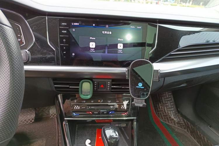 Used Volkswagen Passat 2022 330TSI Starry Luxury Edition Audio And AC Panel