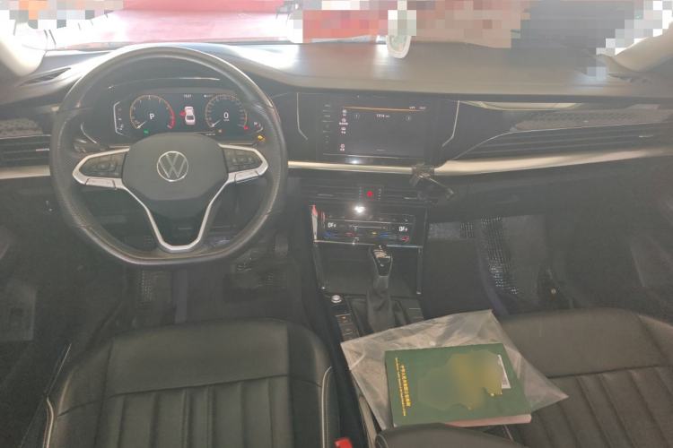 Used Volkswagen Passat 2022 330TSI Elite Edition Center Console