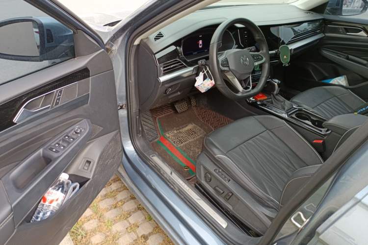 Used Volkswagen Passat 2022 330TSI Starry Luxury Edition Driver Seat