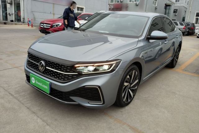 Used Volkswagen Passat 2022 330TSI Starry Luxury Edition