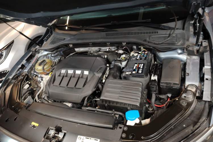 Used Volkswagen Passat 2022 330TSI Elite Edition Engine Bay