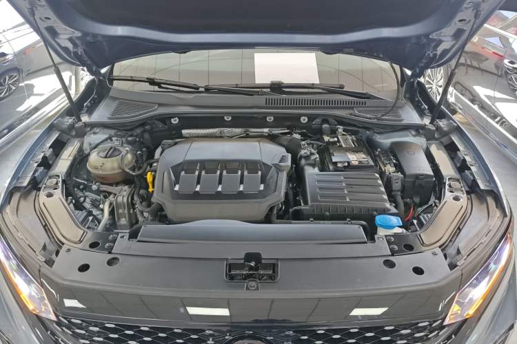 Used Volkswagen Passat 2022 330TSI Starry Elite Edition Engine Bay