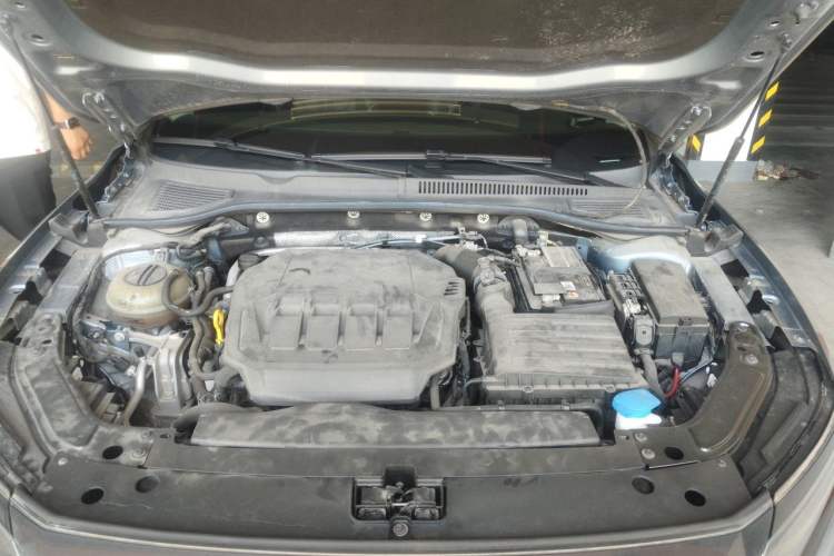Used Volkswagen Passat 2022 330TSI Elite Edition Engine Bay