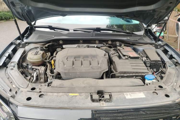 Used Volkswagen Passat 2022 330TSI Starry Luxury Edition Engine Bay