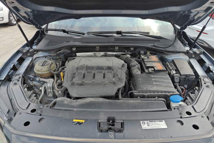 Used Volkswagen Passat 2022 330TSI Starry Elite Edition Engine Bay