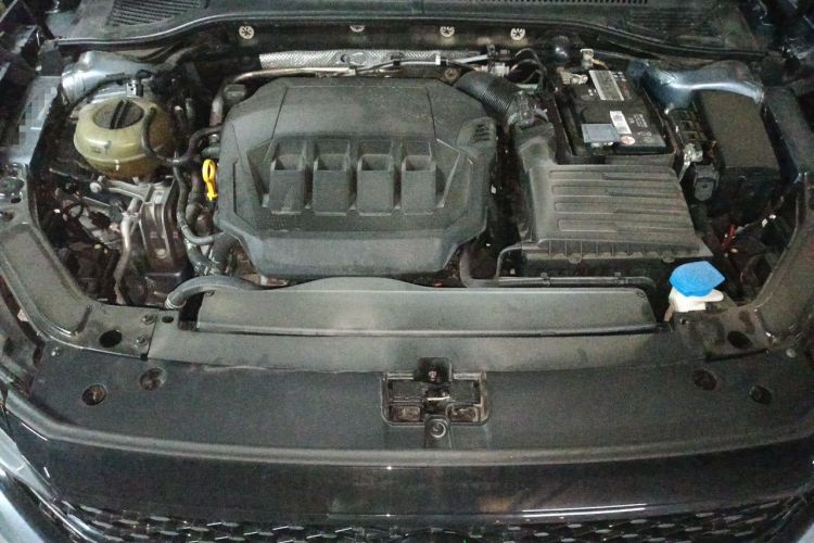Used Volkswagen Passat 2022 330TSI Starry Luxury Edition Engine Bay