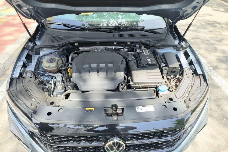 Used Volkswagen Passat 2022 330TSI Starry Luxury Edition Engine Bay