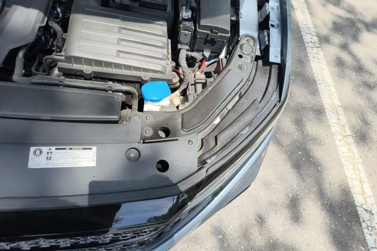 Used Volkswagen Passat 2022 330TSI Starry Luxury Edition Engine Bay Left