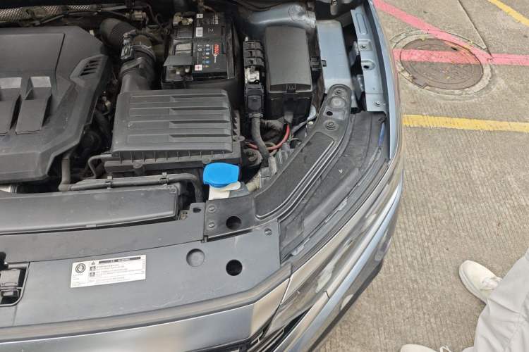 Used Volkswagen Passat 2022 330TSI Elite Edition Engine Bay Left