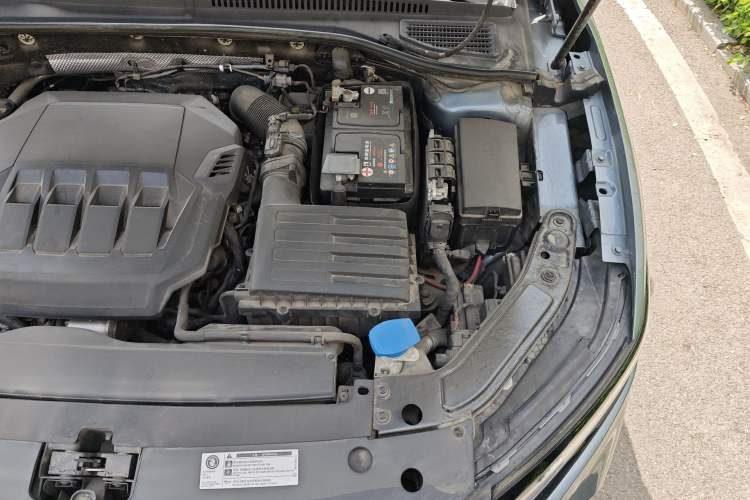 Used Volkswagen Passat 2022 330TSI Starry Luxury Edition Engine Bay Left