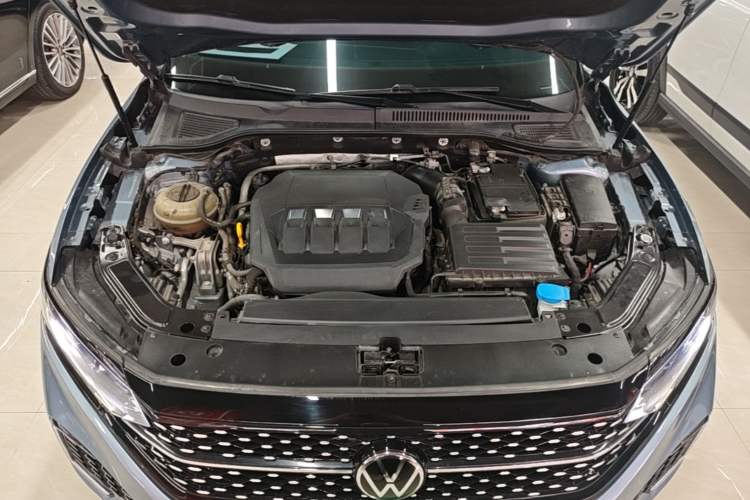 Used Volkswagen Passat 2022 330TSI Starry Elite Edition Engine Bay