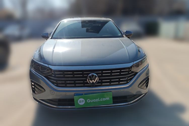 Used Volkswagen Passat 2022 330TSI Luxury Edition Exterior 1