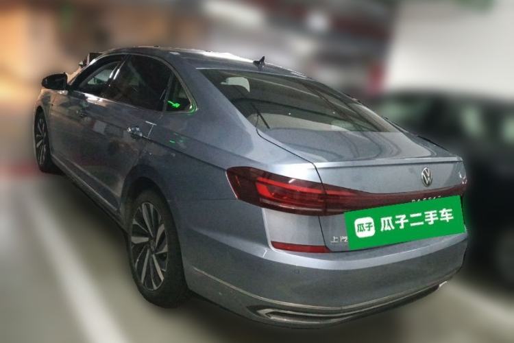 Used Volkswagen Passat 2022 330TSI Starry Luxury Edition Exterior 3