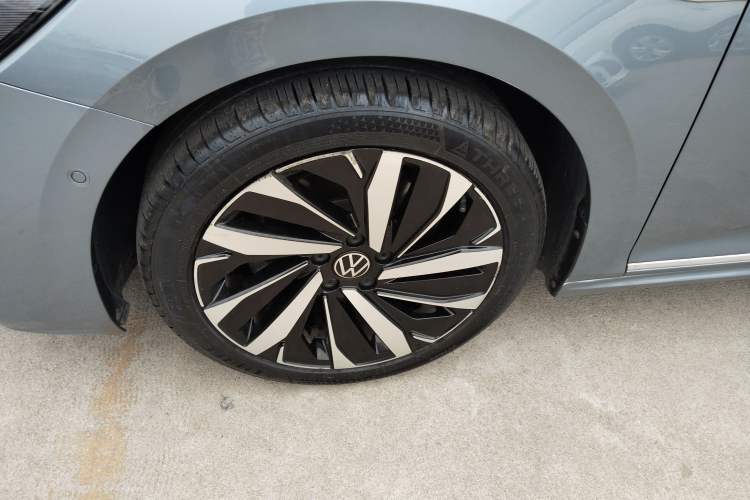 Used Volkswagen Passat 2022 330TSI Starry Luxury Edition Exterior 4