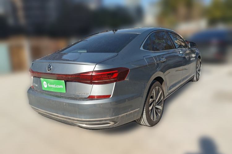 Used Volkswagen Passat 2022 330TSI Luxury Edition Exterior 5