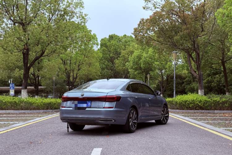 Used Volkswagen Passat 2022 330TSI Elite Edition Exterior 6