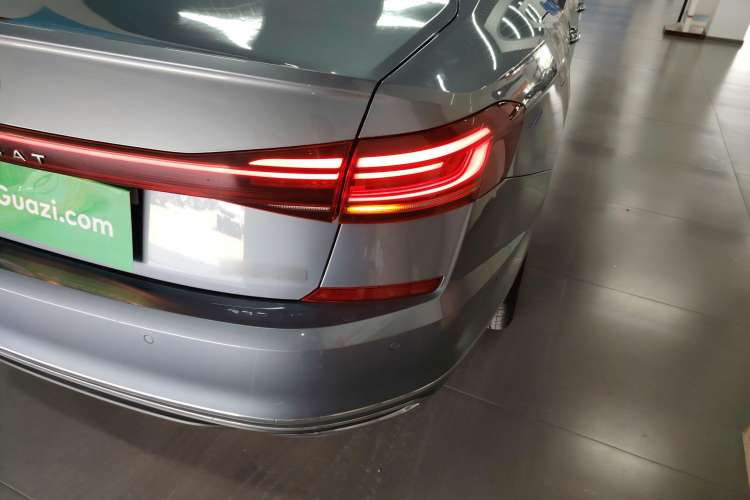 Used Volkswagen Passat 2022 330TSI Luxury Edition Exterior 6