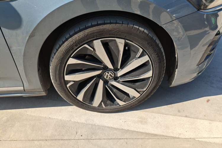 Used Volkswagen Passat 2022 330TSI Luxury Edition Exterior 7