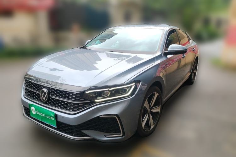 Used Volkswagen Passat 2022 330TSI Starry Luxury Edition Guazi used car, China used car export, Used car for sale, Used  cars, Cheapest cars for sale