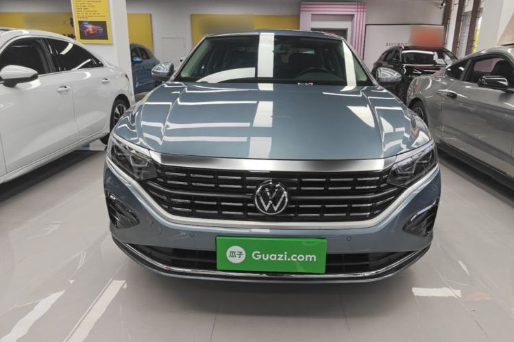 Used Volkswagen Passat 2022 330TSI Luxury Edition Front