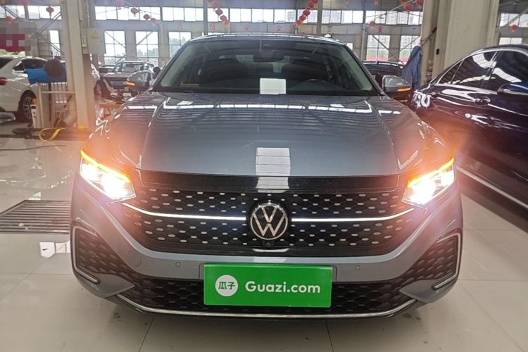 Used Volkswagen Passat 2022 330TSI Starry Luxury Edition Front