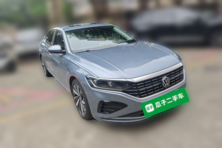 Used Volkswagen Passat 2022 330TSI Elite Edition Front Right 45 Deg