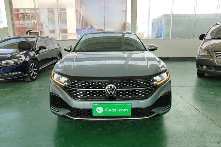 Used Volkswagen Passat 2022 330TSI Starry Elite Edition Custom Version Front