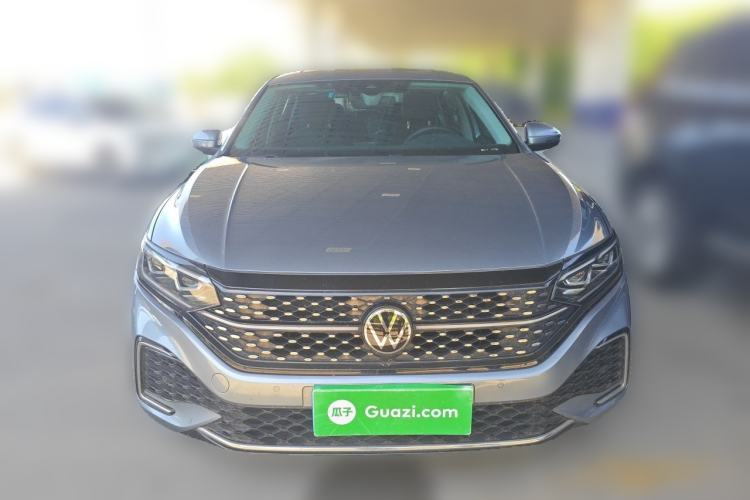Used Volkswagen Passat 2022 330TSI Starry Luxury Edition Front