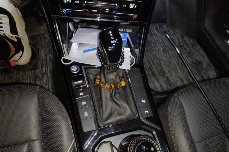 Used Volkswagen Passat 2022 330TSI Starry Luxury Edition Gear Lever