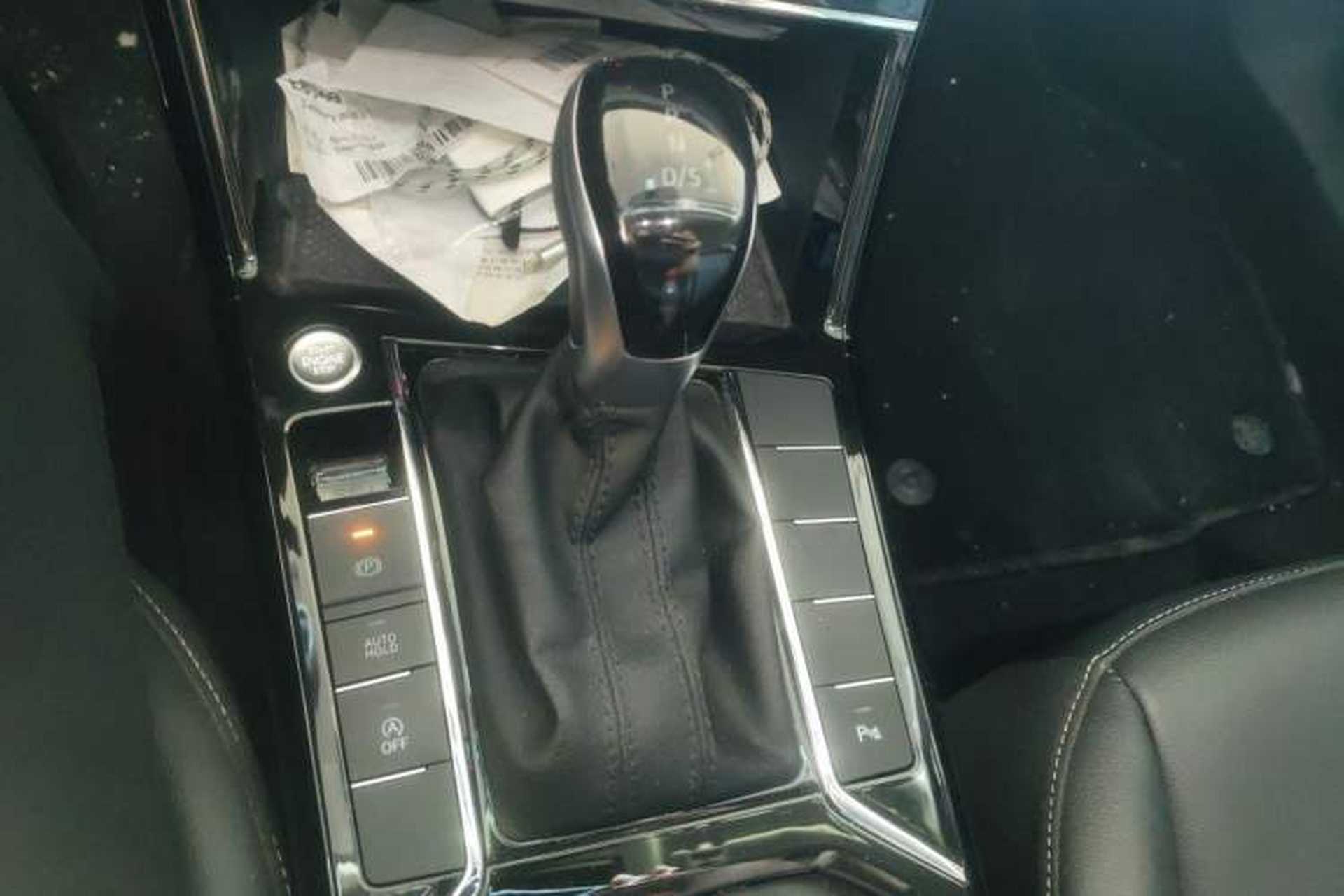 Used Volkswagen Passat 2022 330TSI Elite Edition Gear Lever